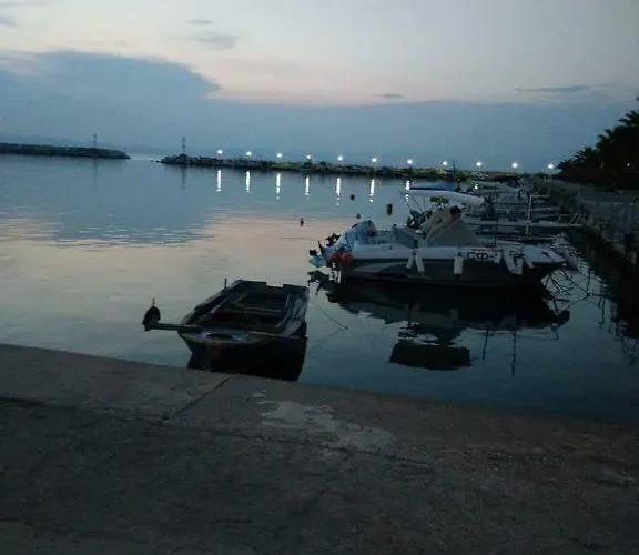 別荘 Elena's House Garden