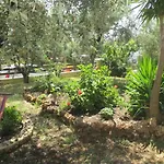 Elena's House Garden Nyaraló Skála Kallirákhis