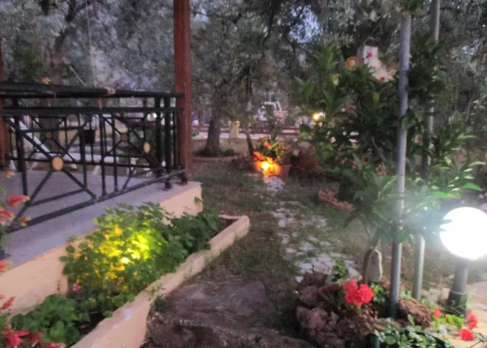 Tatil Evi Elena's House Garden Skála Kallirákhis