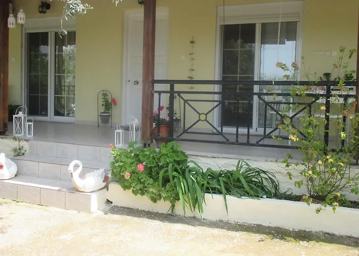 Tatil Evi Elena's House Garden Skála Kallirákhis